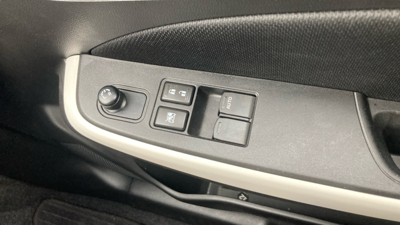 Suzuki Swift 1.2 Dualjet 83 12V Hybrid SZ-L 5dr Petrol Hatchback